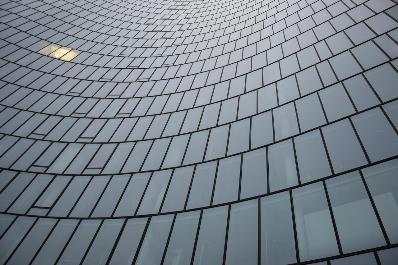 découvrez les différents types de structures d'entreprise, leurs avantages, inconvénients et conseils pour choisir la meilleure organisation juridique et administrative adaptée à votre projet professionnel.