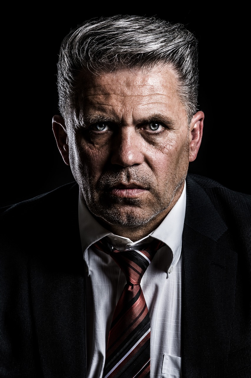 découvrez des expressions polies indispensables pour les avocats afin d'améliorer la communication professionnelle et instaurer un climat de respect avec vos clients et collègues.